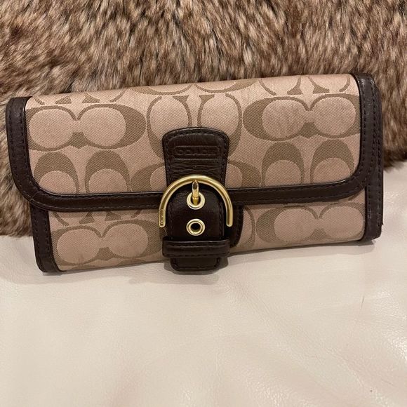 Coach Handbags - Coach wallet